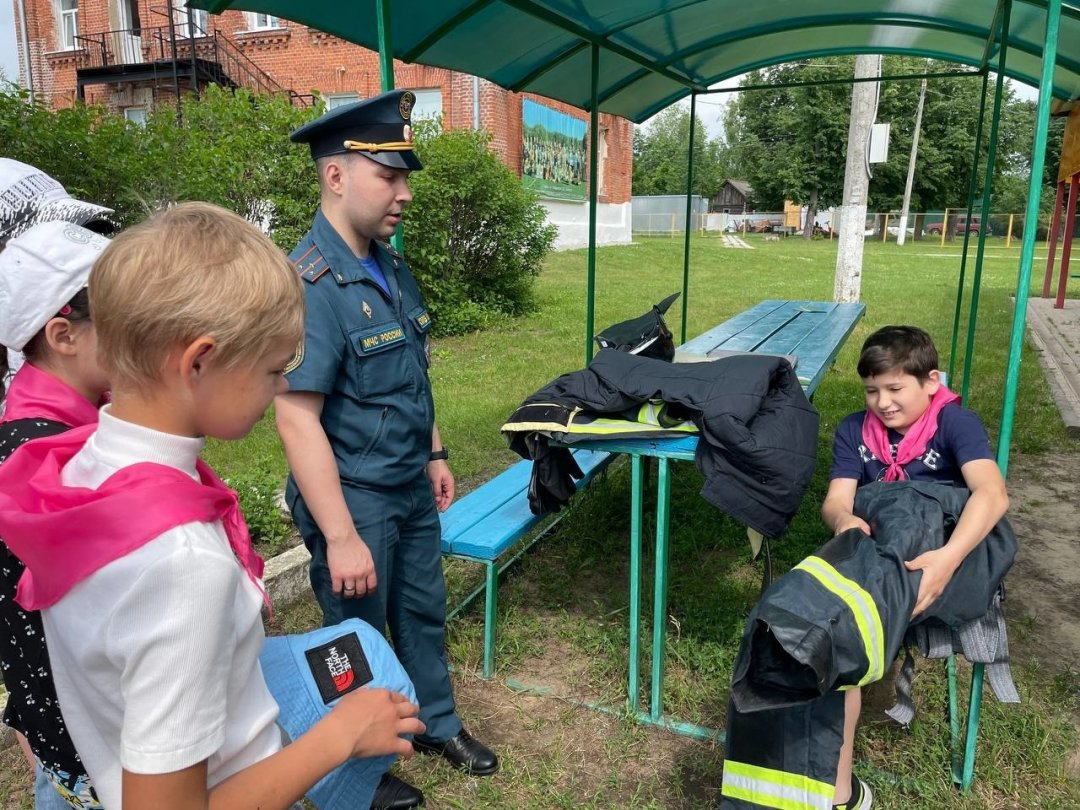 Всегда начеку!  В загородном лагере «Ракета» г.о. Егорьевск провели противопожарную тренировку